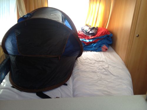 Slaaptentje in caravan