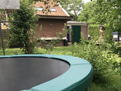 Trampoline op de camping