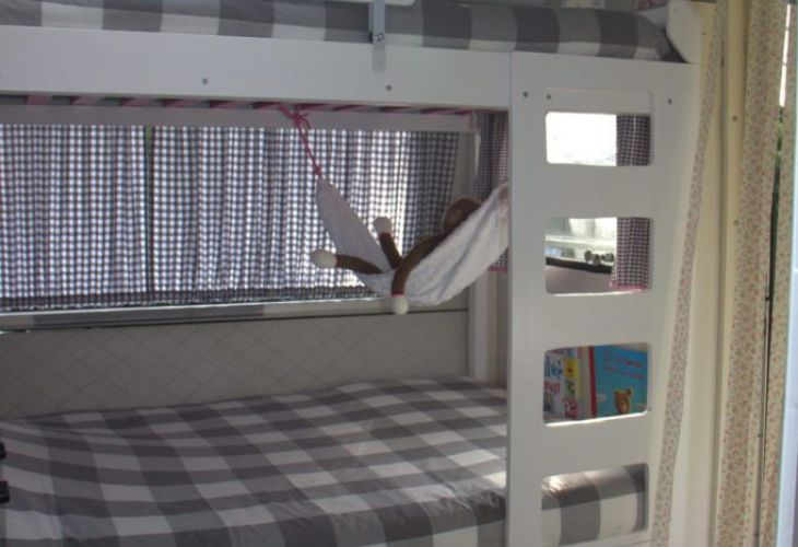 stapelbed caravan zelf inbouwen zelf stapelbed maken in caravan