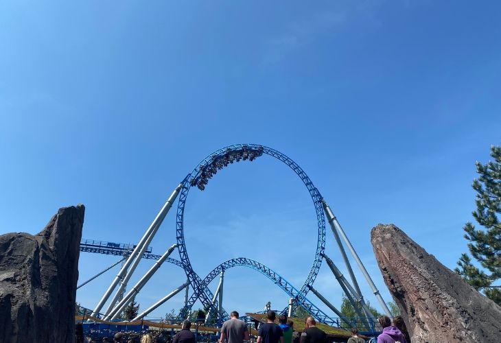 Europa-Park kamperen achtbaan
