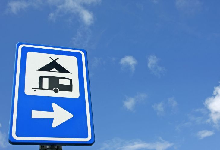 Wegwijzer Camping