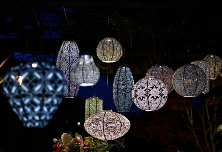Kleur op de camping Lumiz lampionnen