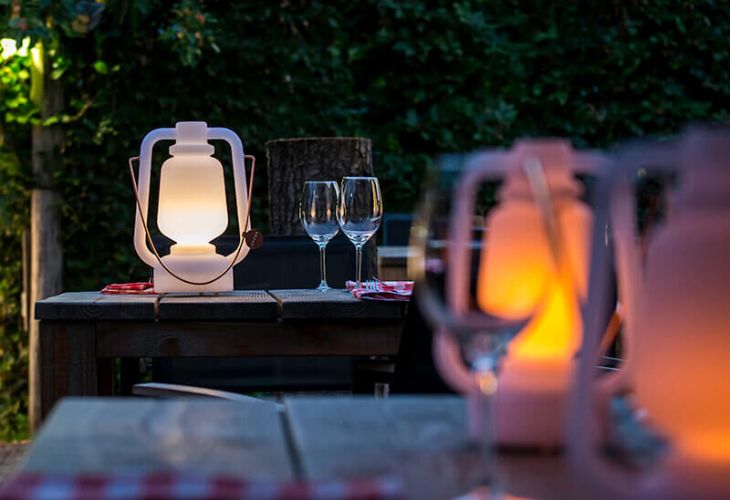 Cadeautjes voor kampeerders campinglamp caravanity storm 