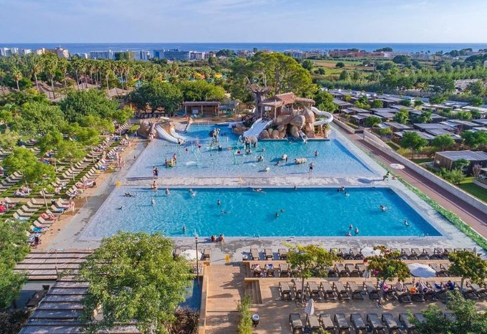 Zwemparadijs op de fijnste familiecamping aan zee binnen Europa 2023