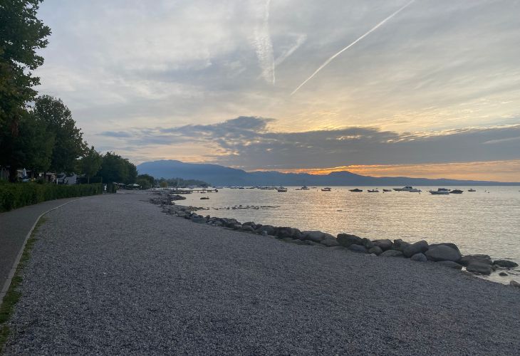 zonsopkomst gardameer zomervakantie