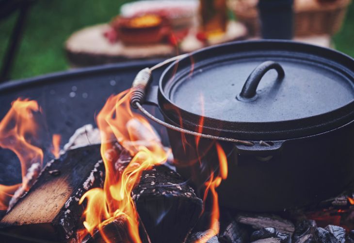Dutch oven kado kamperen man